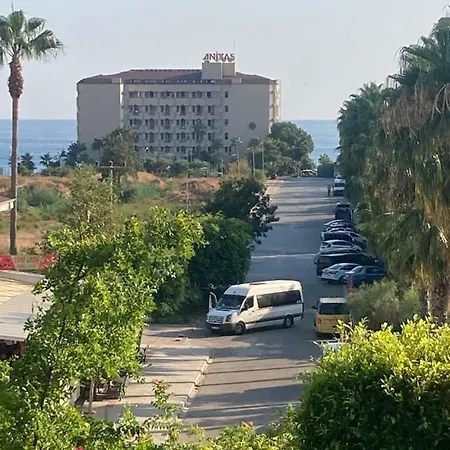 Valla Buanes, Kleopatra Apartament